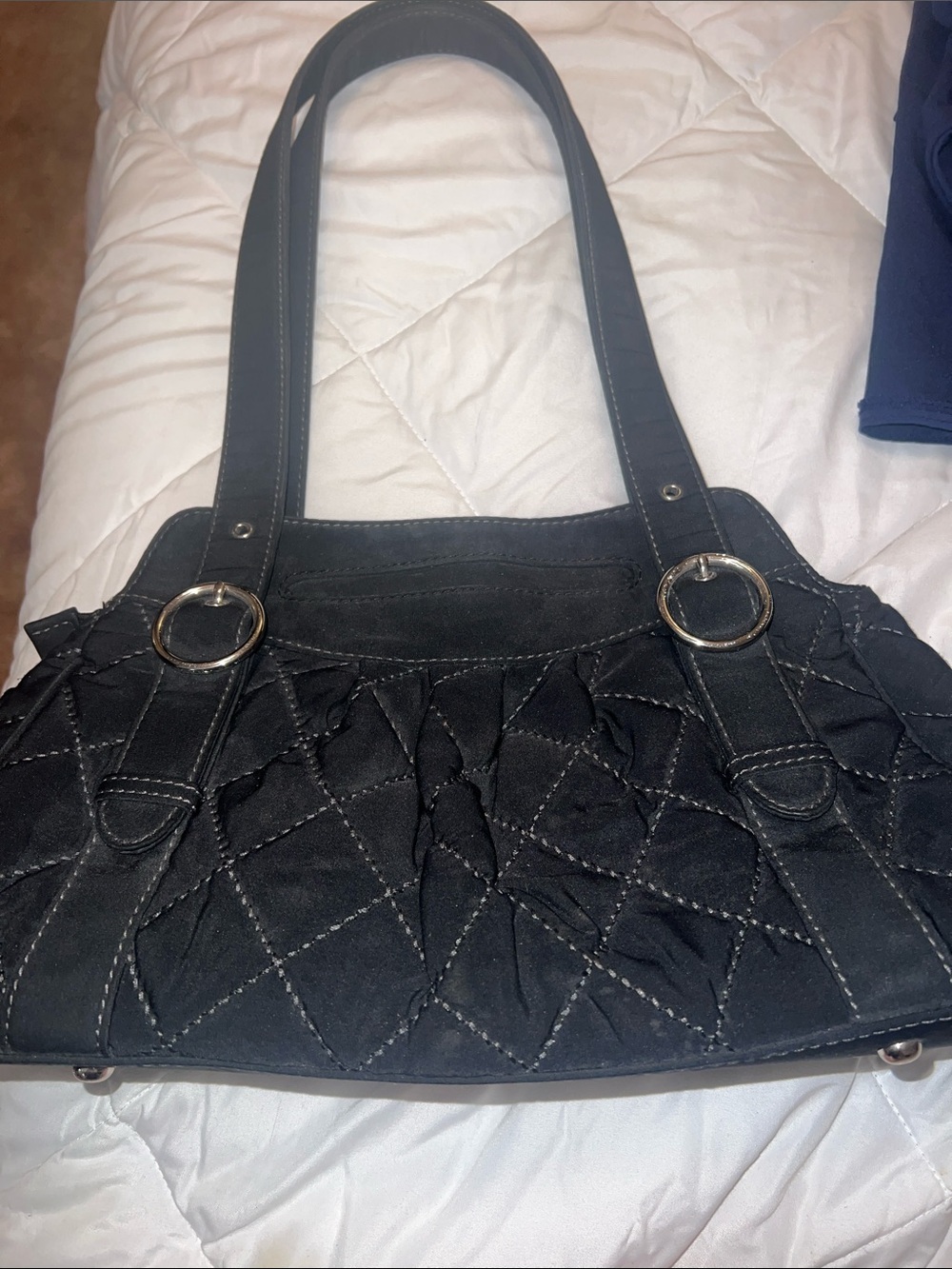 Vera Bradley black Microfiber Quikwd shoulder bag.